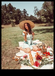 Pikniks Pretty: mierīgi vasaras tērpi priekiem brīvā dabā